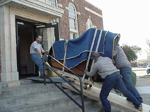 Kemp Outside